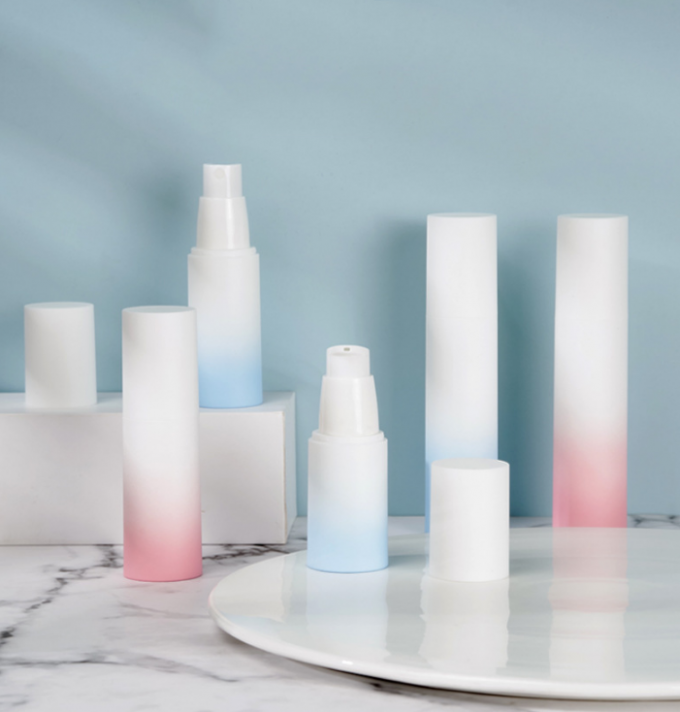 La lotion privée d'air givrée pulvérisent le gradient cosmétique en plastique 50g 3.3*14.5cm de conteneurs 0