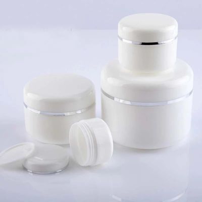 Good price couvercle à visser de récipients en plastique de 68mm Dia Skin Care Cream Jar 4oz en ligne
